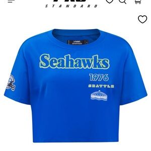 ISO Pro Standard Seahawks Cropped Tee